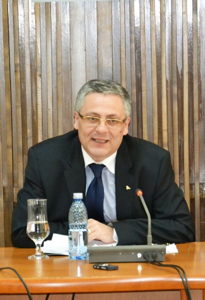 2-1460008604.jpg