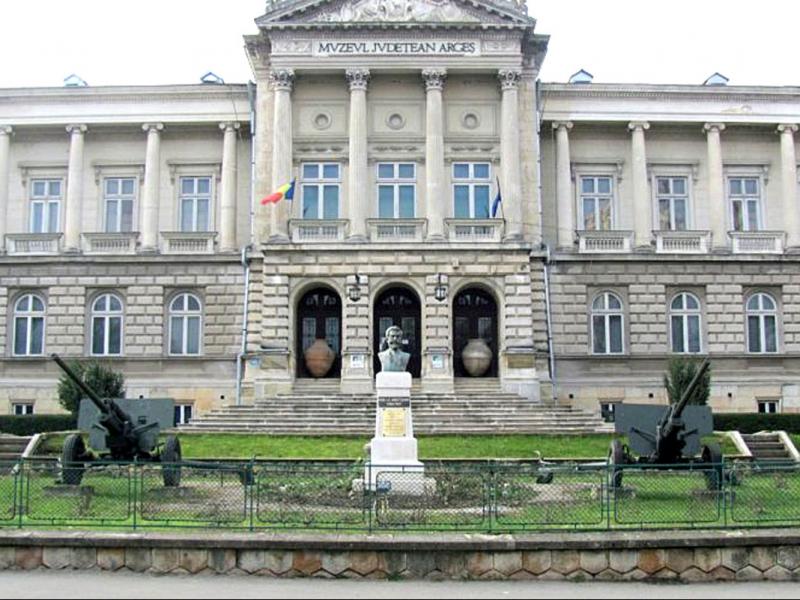 MUZEUL-JUDETEAN-ARGES-2-871x497.jpg