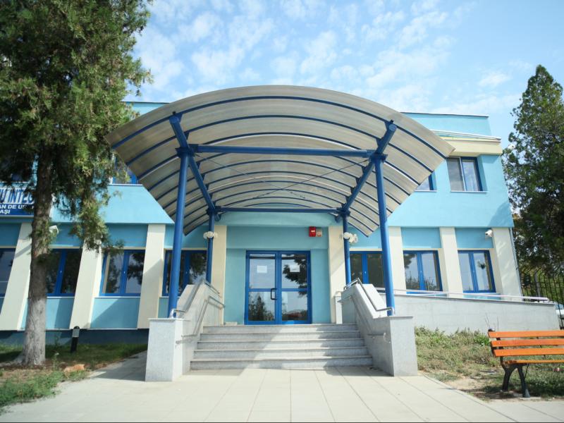 s-003_42.jpg